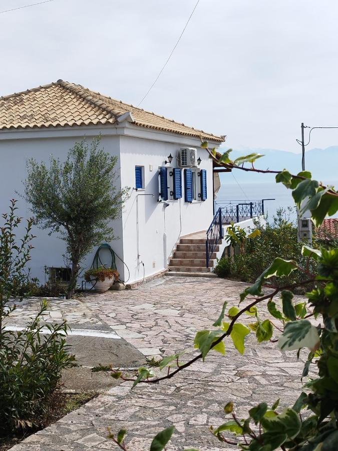 Villa Panorama Michalis Haikos Two Minutes Walk To The Beach Peroulia Kómboi Esterno foto